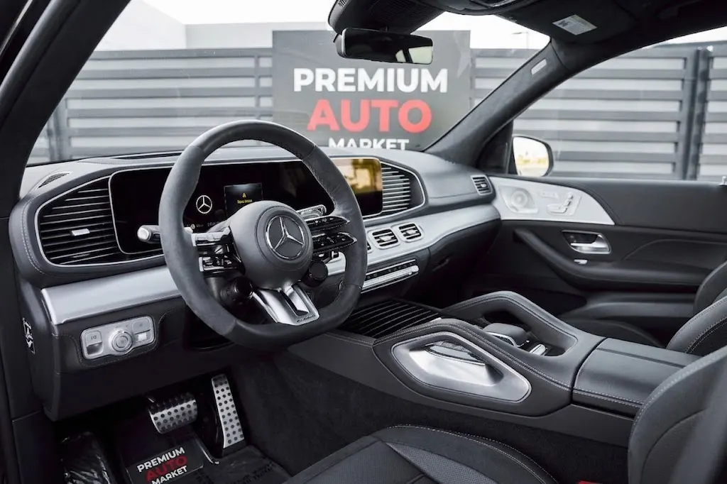 Premium Auto Market showroom